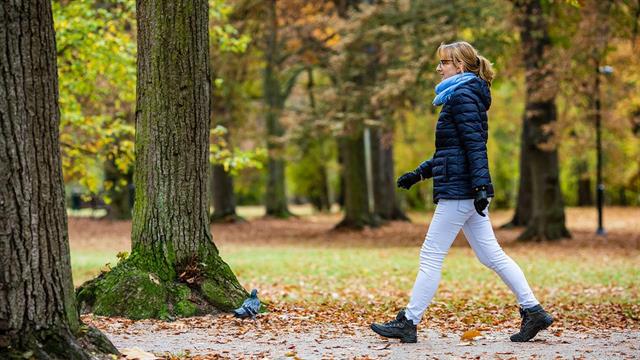 Έρευνα: Η υδροξυχλωροκίνη καθυστερεί την επιδείνωση της πρωτοπαθούς προοδευτικής πολλαπλής σκλήρυνσης