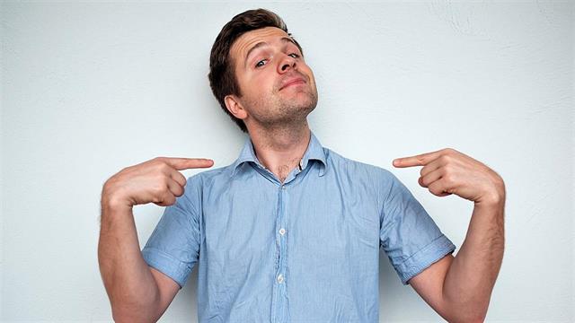 Ποια είναι τα χαρακτηριστικά ενός εσωστρεφούς ναρκισσιστή;