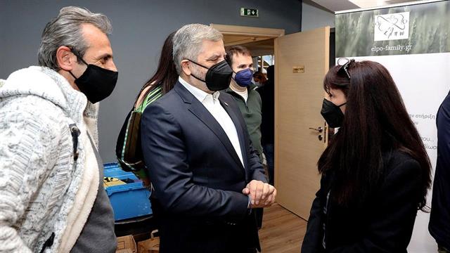 Δεκάδες φιάλες αίματος συγκεντρώθηκαν στην εθελοντική αιμοδοσία που διοργάνωσαν η Περιφέρεια Αττικής και ο ΙΣΑ