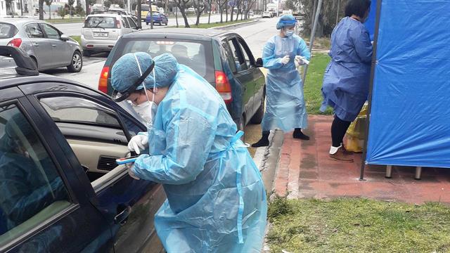 Πού θα γίνουν δωρεάν rapid tests από τον ΕΟΔΥ την Τρίτη