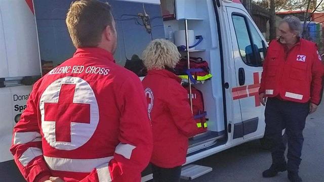 Ο Πρόεδρος της Διεθνούς Ομοσπονδίας Συλλόγων Ερυθρού Σταυρού συνεχάρη τους εθελοντές και το προσωπικό  του Ε.Ε.Σ