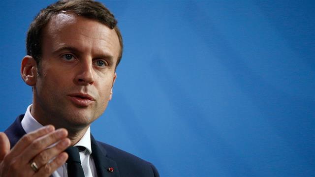 Κουπόνι αγοράς τροφίμων εξετάζει ο Μακρόν για την ακρίβεια