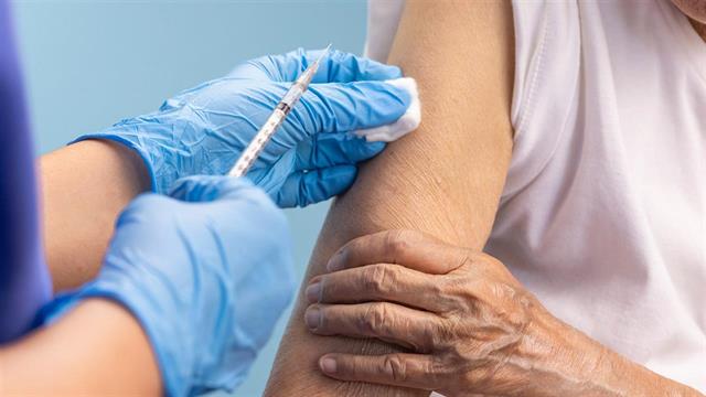 Ερευνα: Ενήλικοι που εμβολιάζονται κατά της γρίπης έχουν λιγότερες πιθανότητες για καρδιακές επιπλοκές