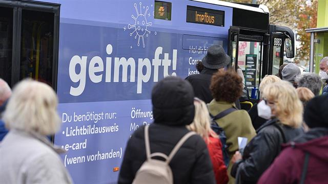 Γερμανία: ο εμβολιασμός κατά του SARS-CoV-2 μείωσε τα κρούσματα σε γηροκομεία