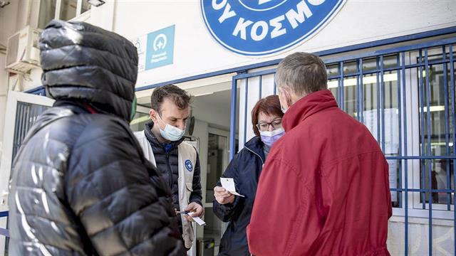 Έναρξη λειτουργίας Εμβολιαστικών Κέντρων κατά της Covid19 από τους Γιατρούς του Κόσμου