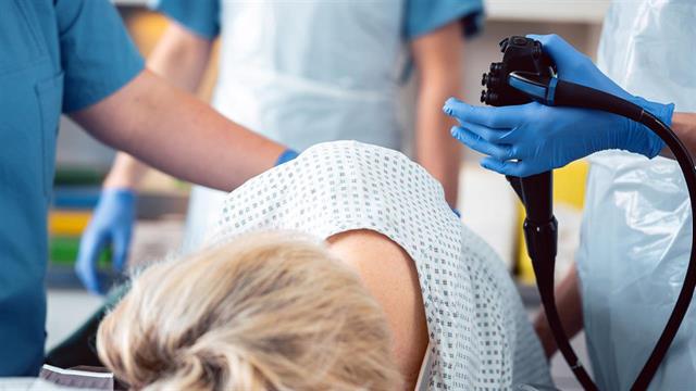 Έρευνα υποστηρίζει την εξέταση κολονοσκόπησης σε γυναίκες κάτω των 50 ετών