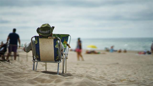 Άνοδος θερμοκρασίας και παραλία: Χαρείτε τον ήλιο με προσοχή