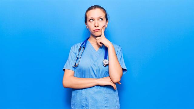 Πού οφείλεται η διστακτικότητα ορισμένων υγειονομικών να εμβολιαστούν κατά της COVID-19 [έρευνα]