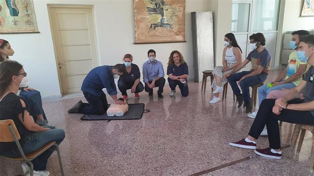 Σεμινάριο Βασικής ΚαρδιοΠνευμονικής Αναζωογόνησης για τους φοιτητές της Ιατρικής Σχολής