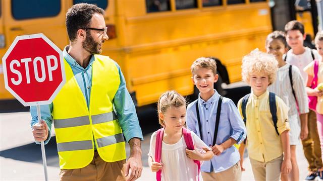 Ο θόρυβος από το κυκλοφοριακό κοντά σε σχολεία επιβραδύνει τη νοητική ανάπτυξη των μαθητών