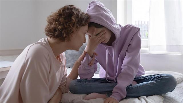 Εξαρτήσεις, γονεϊκότητα και ευάλωτα παιδιά