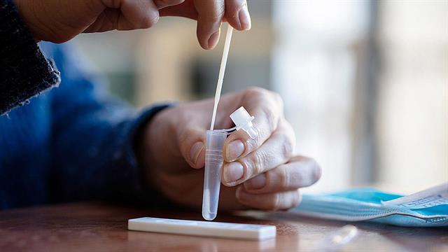 Tι θα γίνει από Σεπτέμβρη με τα δωρεάν τεστ;