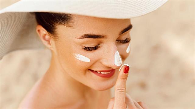 Ποια καλλυντικά προκαλούν ευαισθησία στον ήλιο