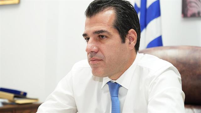 Θ. Πλεύρης: Άνοιγμα σχολείων με στοχευμένα τεστ και σύσταση για τη μάσκα