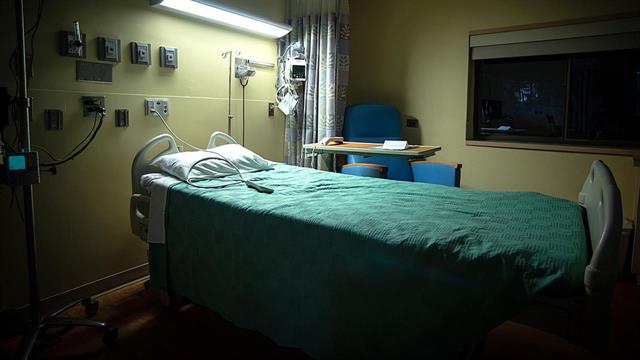 ΕΛΣΤΑΤ: Αύξηση θανάτων κατά 6,26% το επτάμηνο στην Ελλάδα - Ρεκόρ εξαετίας [πίνακες]