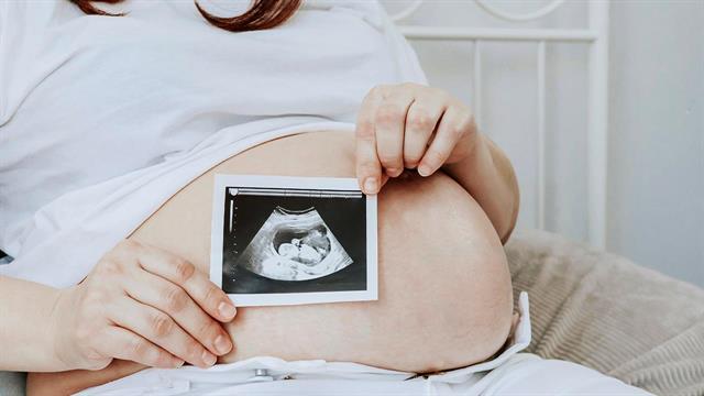 25 άδειες εξωσωματικής σε γυναίκες 52 έως 54 ετών σε έναν μήνα από την ψήφιση του νόμου