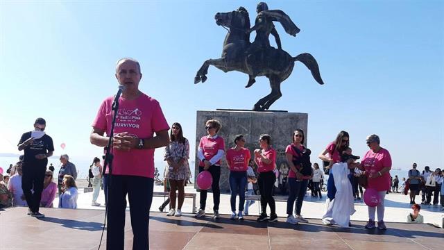 Θ. Καράογλου για τη νόσηση με καρκίνο του στήθους: Φοβάμαι πολύ
