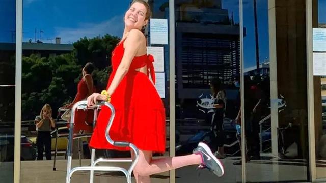 Μαμά, έρχομαι. Τα κατάφερα. Ζω, αναπνέω - H πρώτη ασθενής με κυστική ίνωση στην Ελλάδα που ξύπνησε από καταστολή