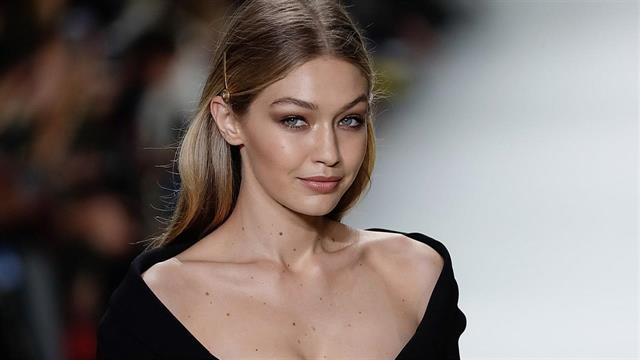 Τι είναι το σύνδρομο του απατεώνα από το οποίο πάσχει η Τζίτζι Χαντίντ