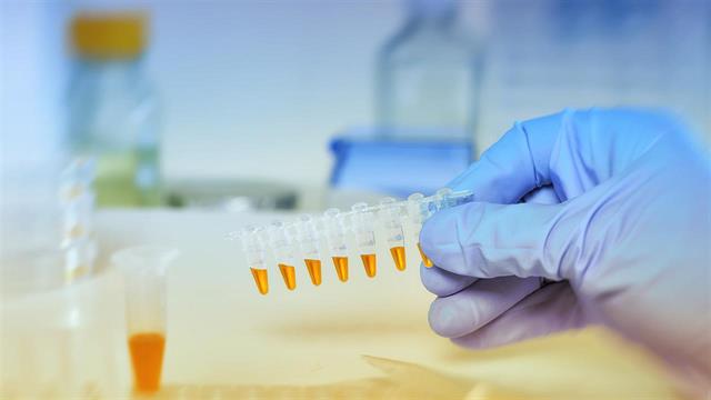 ΕΟΠΥΥ: Σε ισχύ η ηλεκτρονική συνταγογράφηση γενετικών εξετάσεων για καρκίνο μαστού - ωοθηκών [εγκύκλιος]