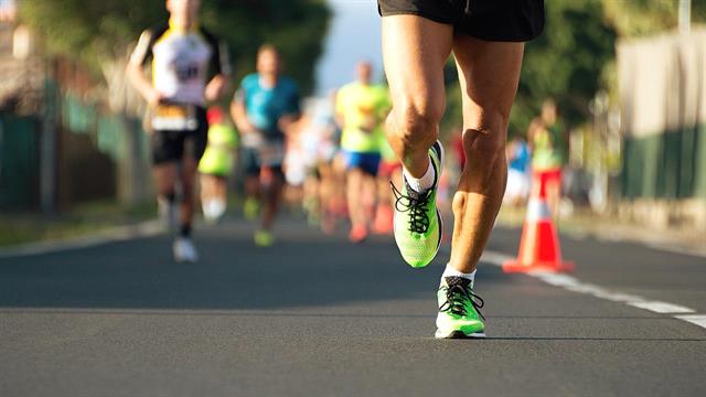 Οι φυσικοθεραπευτές στο πλευρό των δρομέων  του Αυθεντικού Μαραθωνίου της Αθήνας