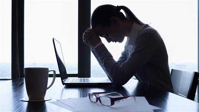 Οι Έλληνες εργαζόμενοι σε ποσοστό 37%  δηλώνουν ότι η ψυχική τους υγεία επιδεινώθηκε