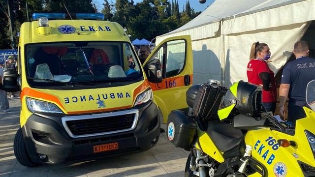 Με επιτυχία ολοκληρώθηκε από το ΕΚΑΒ, η υγειονομική κάλυψη του 39ου Αυθεντικού Μαραθώνιου της Αθήνας