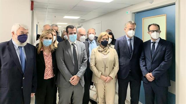 Εγκαίνια κλινών αρνητικής πίεσης στο Σισμανόγλειο - Αμαλία Φλέμινγκ