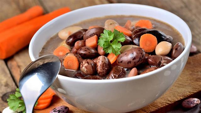 Φούσκωμα στην κοιλιά: Οι τροφές που το επηρεάζουν