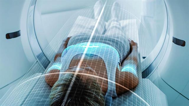 Πώς η πιστοποίηση των ακτινολόγων σταματά τις άσκοπες αξονικές σε καρκινοπαθείς