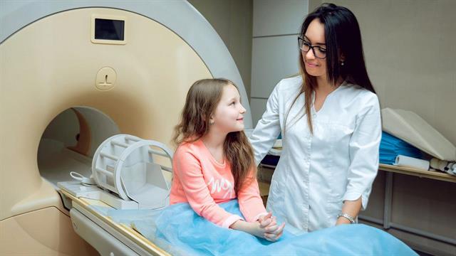 Απεικονιστικές εξετάσεις στα παιδιά: Υπάρχουν ιδιαιτερότητες;
