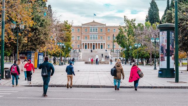 Ποδαρικό στο 2023, με ευρωπαϊκή πρωτιά σε κρούσματα CoViD και νοσηλείες [πίνακες]