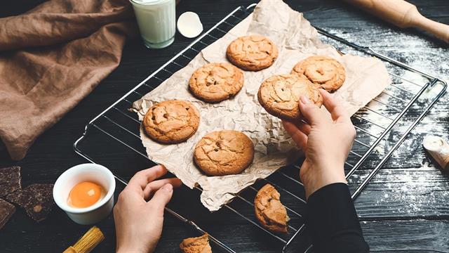Πράξεις καλοσύνης βελτιώνουν τη διάθεση σε ανθρώπους με άγχος και κατάθλιψη