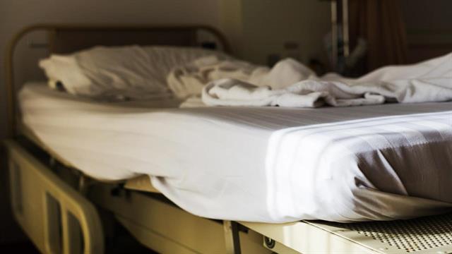 Διπλασιάστηκε σε έναν μήνα η υπερβάλλουσα θνητότητα - Τα στοιχεία της Eurostat [πίνακας]