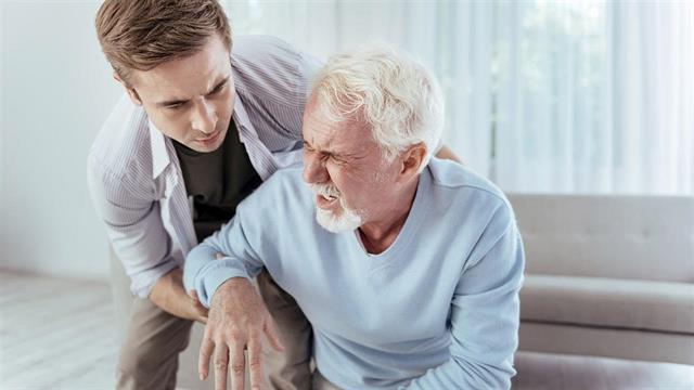 Σε ποιες ηλικίες αυξάνεται ο κίνδυνος για εγκεφαλικό επεισόδιο [μελέτη]