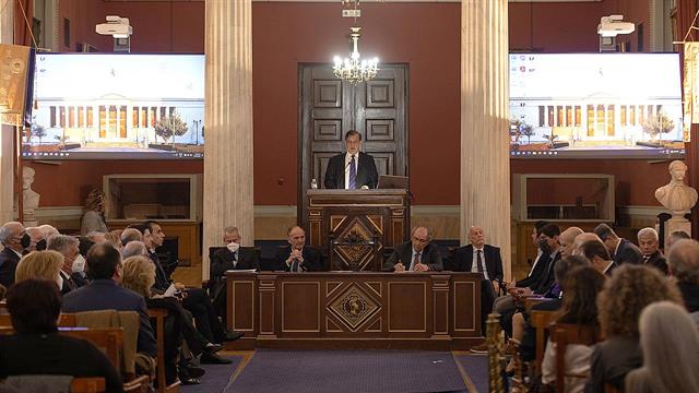 Βράβευση της ΒΙΑΝΕΞ για τη διαχρονική της προσφορά στην ελληνική φαρμακοβιομηχανία από το ΕΚΠΑ