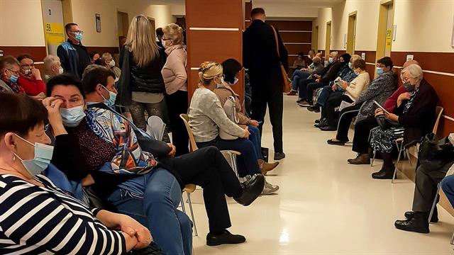 Τσουνάμι ιώσεων στα νοσοκομεία - Η γρίπη πήρε τη σκυτάλη από τον κορωνοϊό