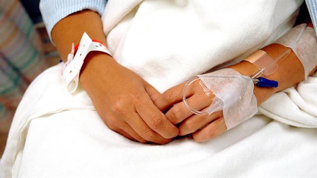 Βραχιολάκι αναγνώρισης σε νοσηλευόμενους στα νοσοκομεία - Τα στοιχεία που θα περιλαμβάνει