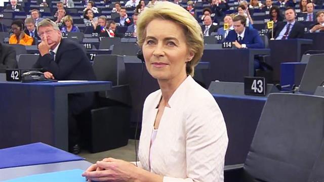 Μήνυση New York Times σε Φον ντερ Λάιεν για τα sms με Μπουρλά