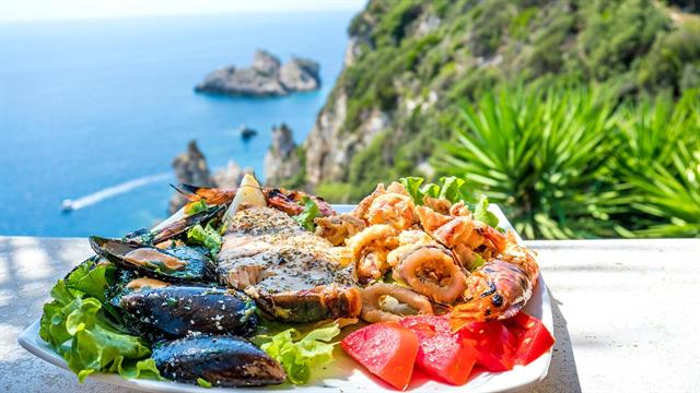 Νηστίσιμα θαλασσινά Kαθαράς Δευτέρας: Πόσο ωφέλιμα είναι για την υγεία μας