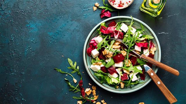 Θρεπτικές σαλάτες για υγεία και γεύση