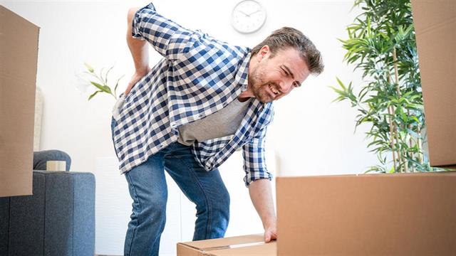 Πώς σηκώνω ένα βαρύ αντικείμενο;