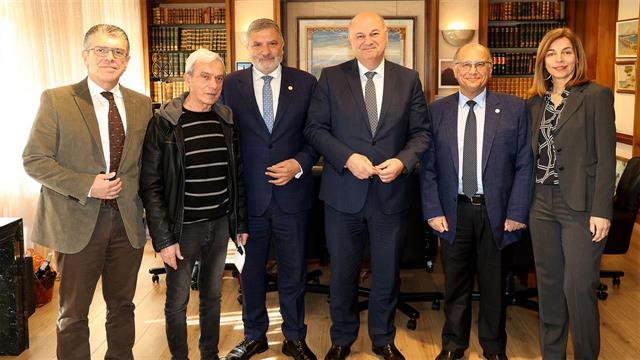 Συνάντηση του προεδρείου του ΙΣΑ με τους υπουργούς Υγείας και Δικαιοσύνης για την ασφάλεια των ιατρών του ΕΣΥ