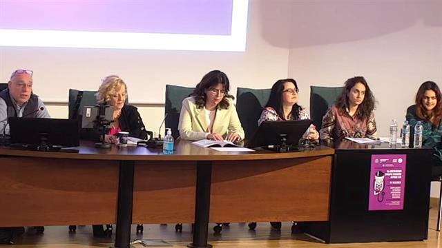 Ανακοινώνοντας δυσάρεστα νέα σε έφηβους ασθενείς