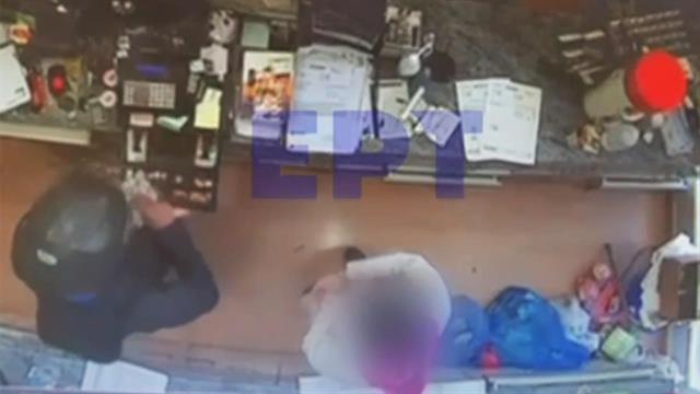 Καρέ - καρέ η δράση συμμορίας που λήστευε φαρμακεία [βίντεο]