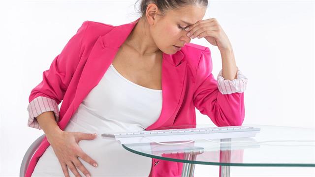 Εγκυμοσύνη: Πώς επηρεάζει τα μάτια και την όραση