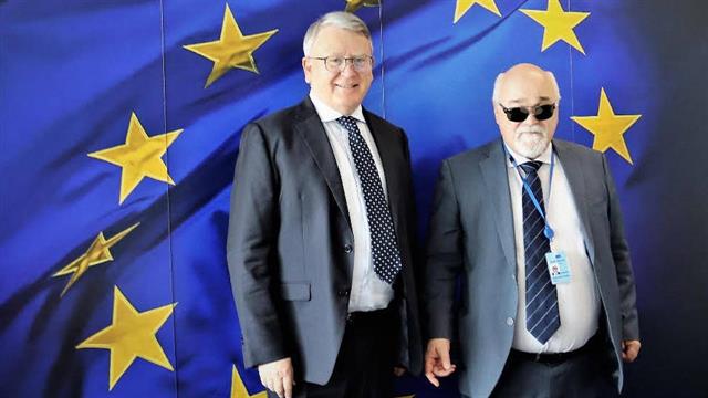 Ι. Βαρδακαστάνης στον Επίτροπο Εργασίας της ΕΕ: ‘’Πρέπει να είμαστε άτεγκτοι στην καταπολέμηση των διακρίσεων’’