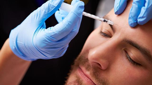 Άνδρες και θεραπείες ομορφιάς: Πώς το “βλέπουν” οι γυναίκες;