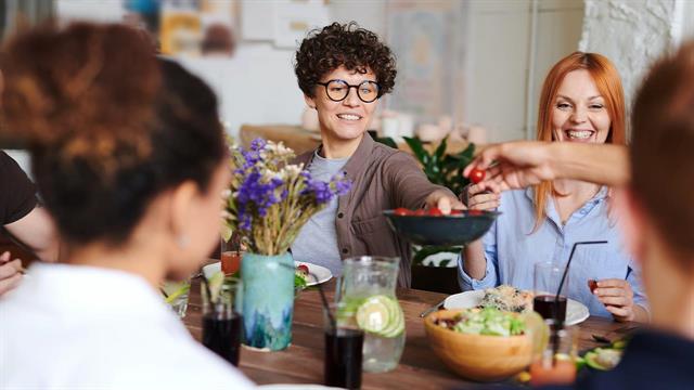 Κίνδυνος για την καρδιά μας τα μεγάλα γεύματα τις ημέρες των εορτών