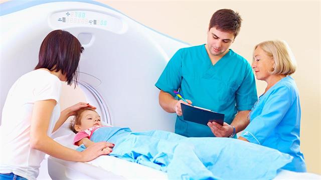 Πόσες αξονικές τομογραφίες είναι επικίνδυνες για τα παιδιά [μελέτη]